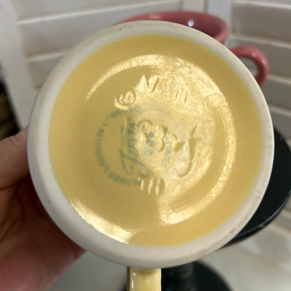 Fiesta USA 2 mugs Fiestaware marked on bottom - pink and soft yellow - Picture 8 of 15